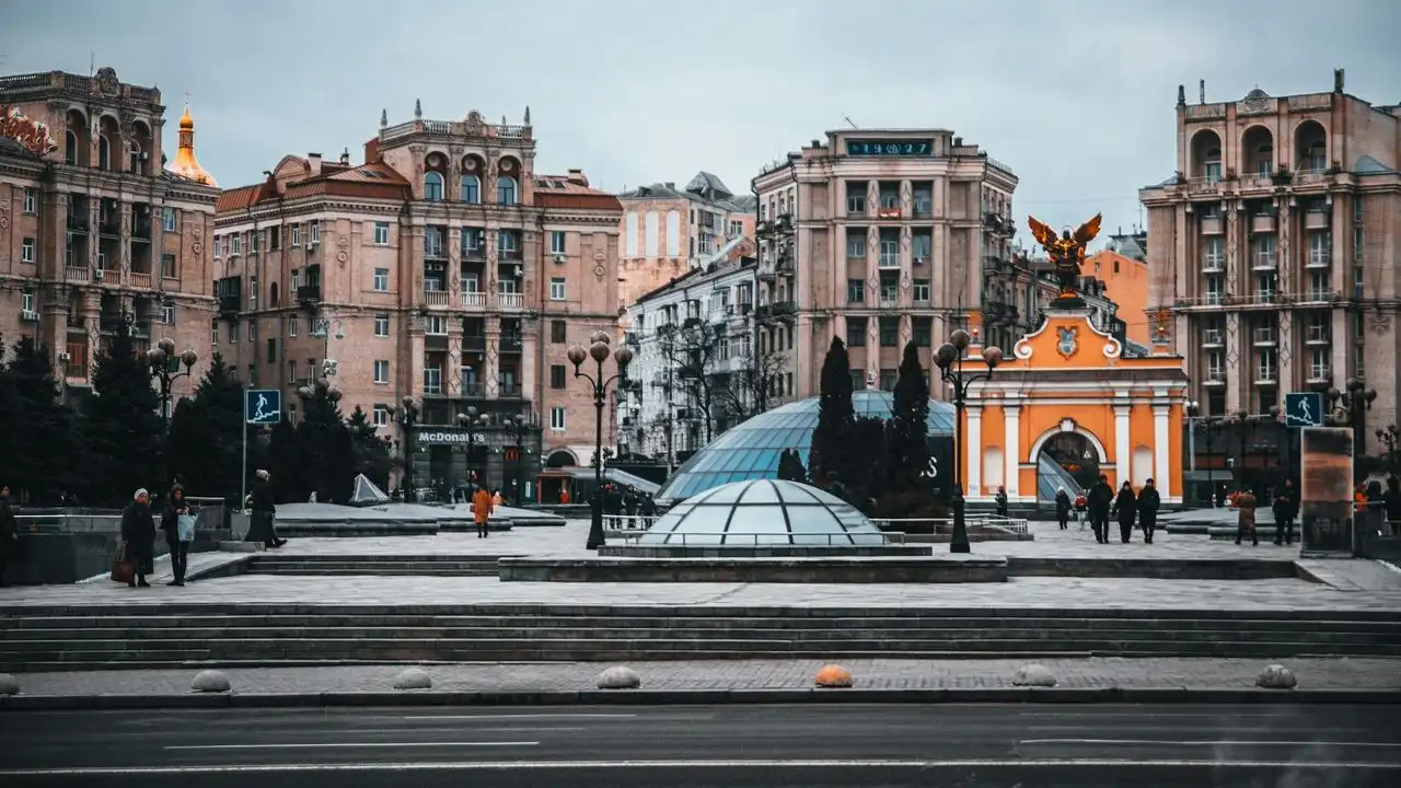 Basic Ukrainian Travel Phrases Every Tourist Needs To Know